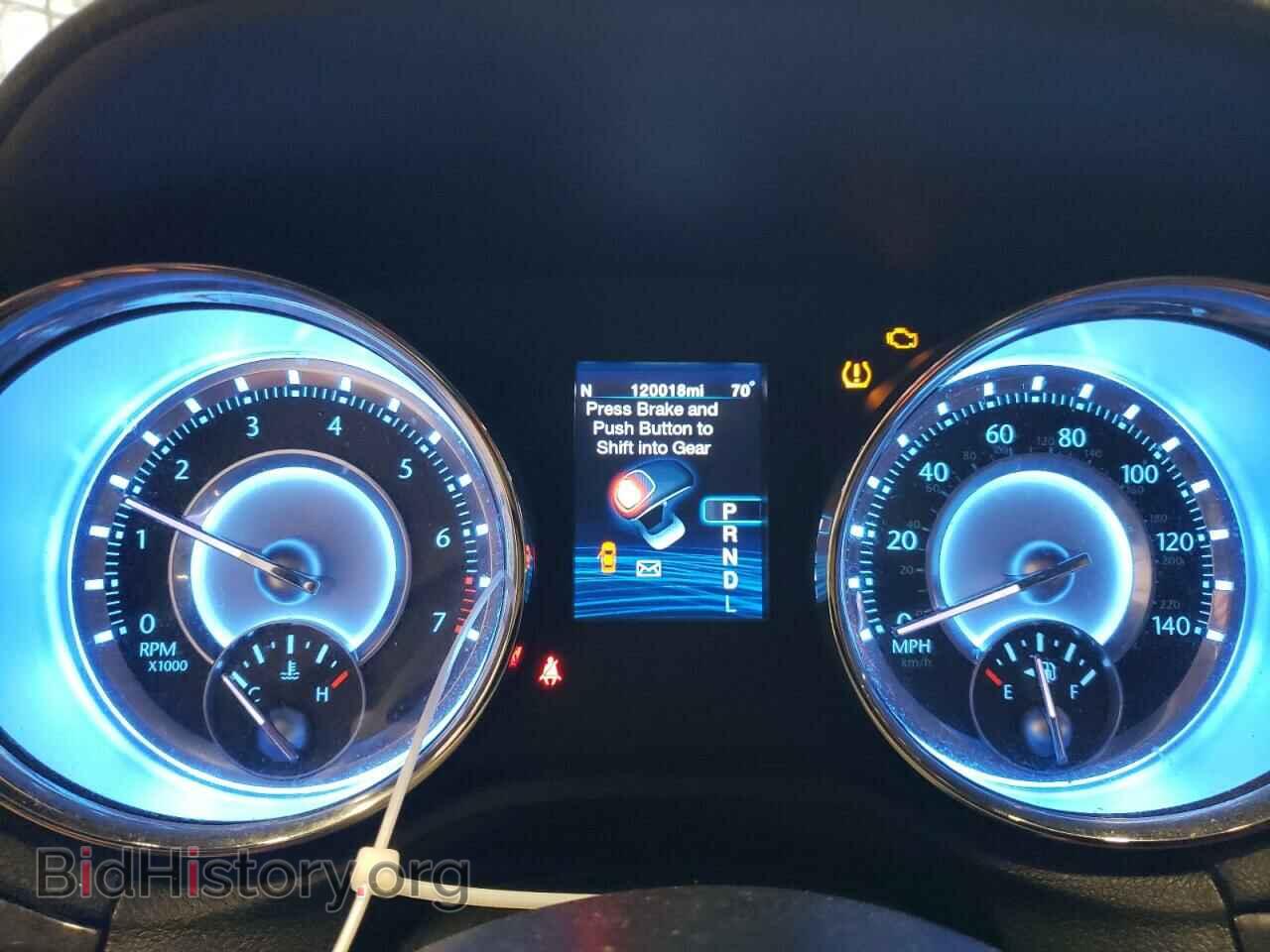 2012 CHRYSLER 300 - VIN: 2C3CCACG8CH284985 - Фото 9