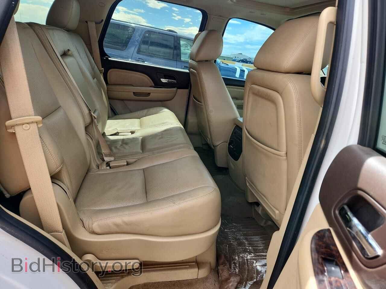 2011 GMC YUKON - VIN: 1GKS2GEJ7BR322425 - Photo 11