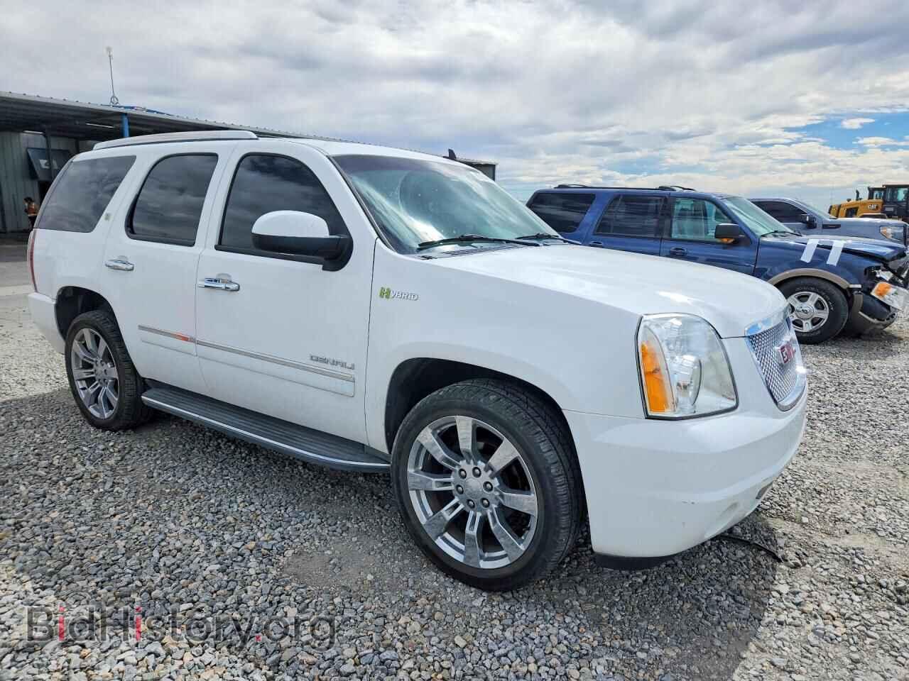 2011 GMC YUKON - VIN: 1GKS2GEJ7BR322425 - Photo 4