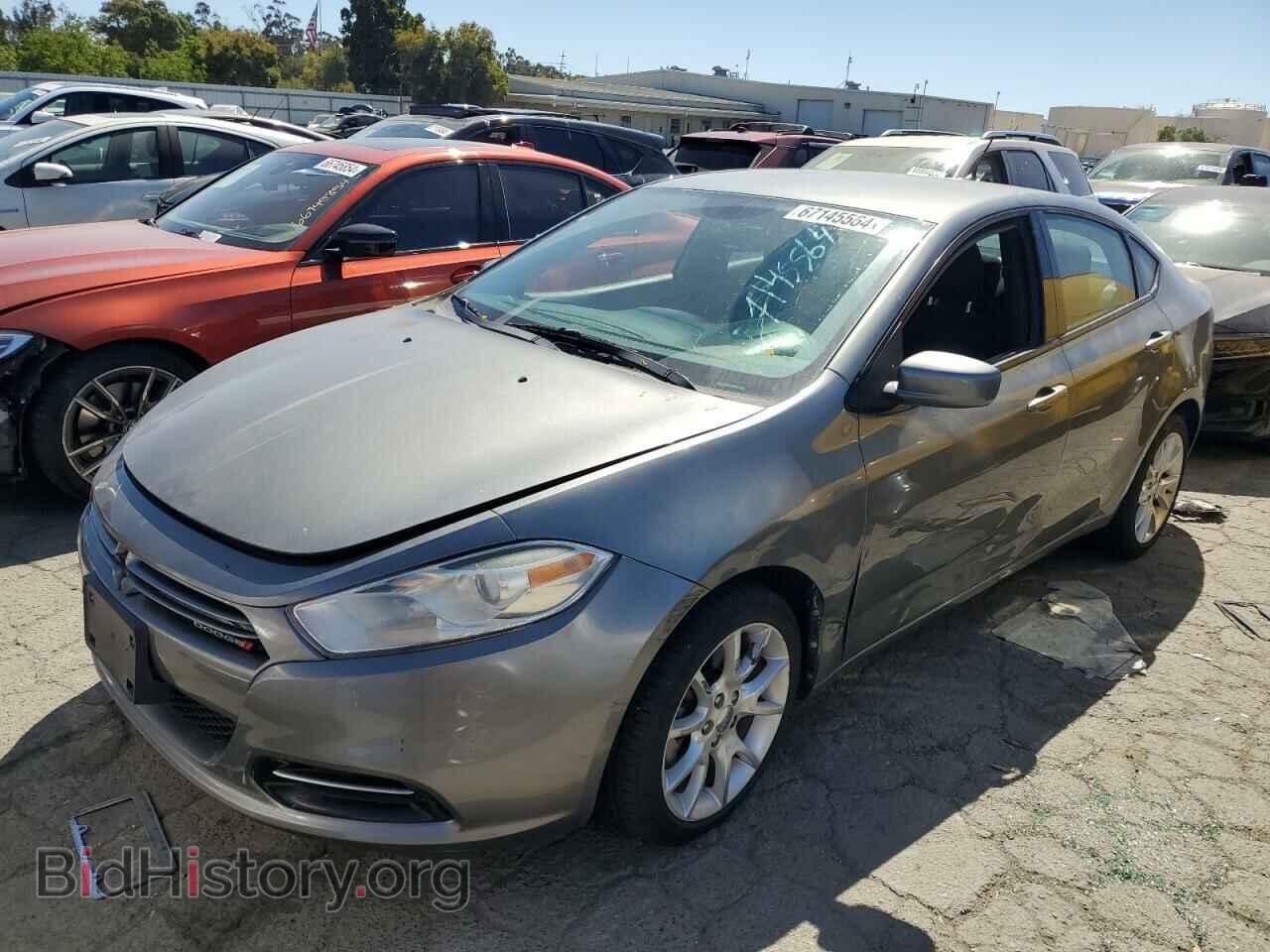 Photo 1C3CDFBA8DD152847 - DODGE DART 2013