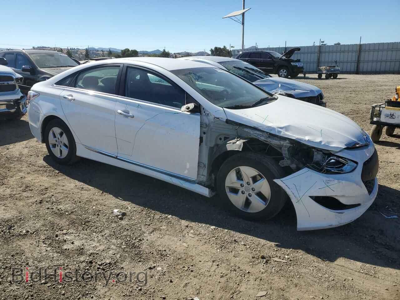 2012 HYUNDAI SONATA - VIN: KMHEC4A44CA028142 - Фото 4
