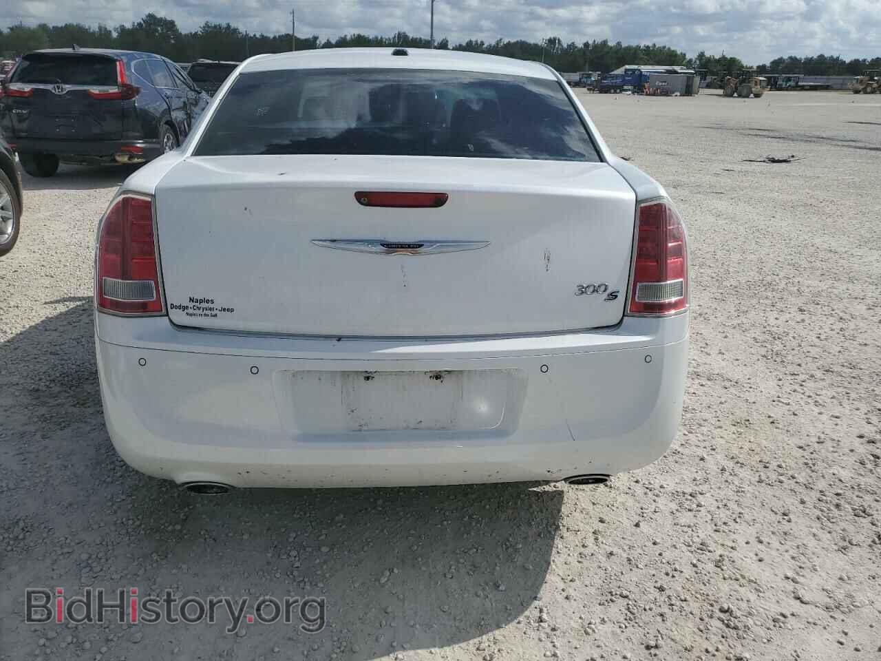 2014 CHRYSLER 300 - VIN: 2C3CCABG4EH200228 - Фото 6