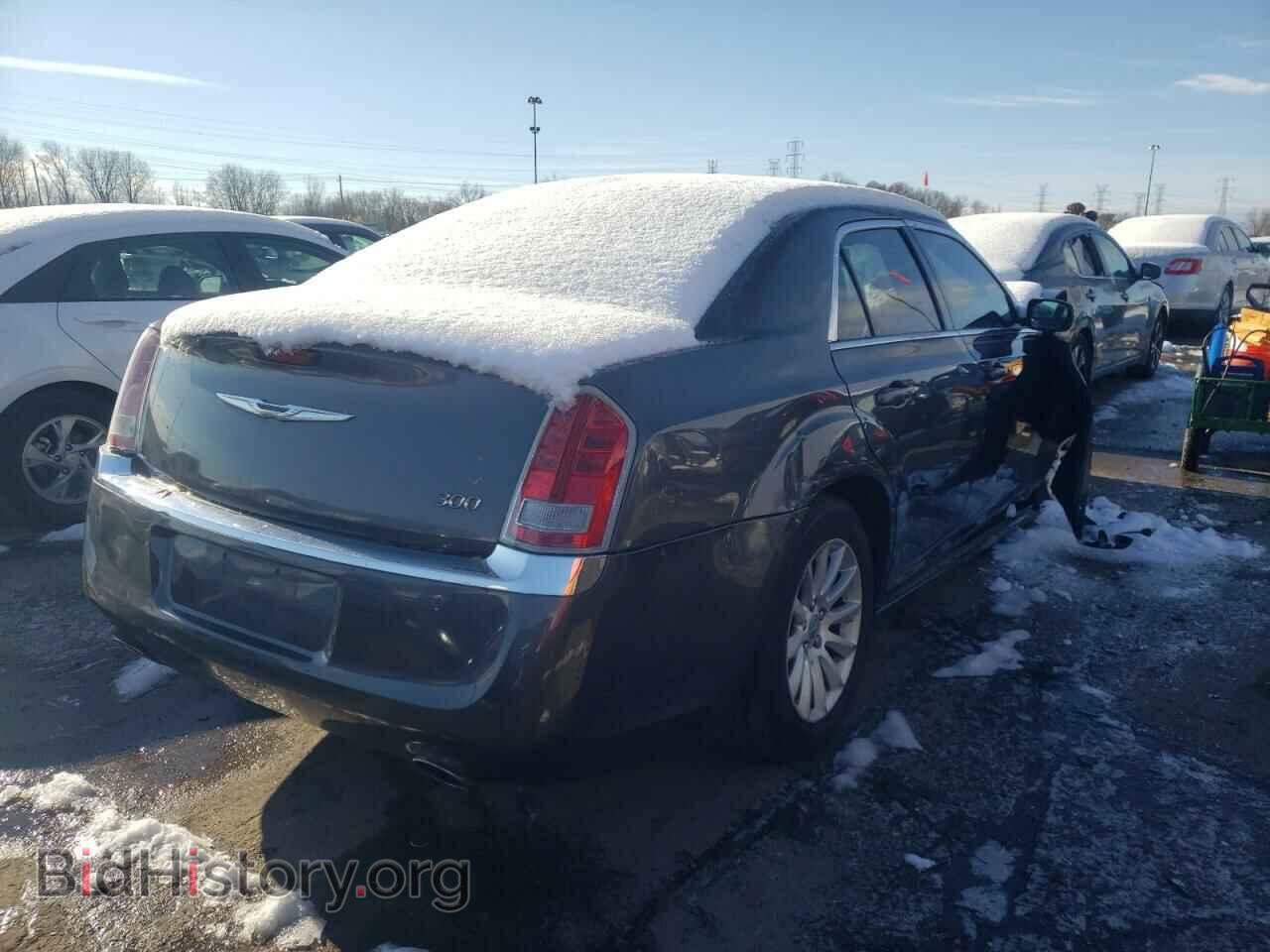 2013 CHRYSLER 300 - VIN: 2C3CCAAG0DH707451 - Фото 4