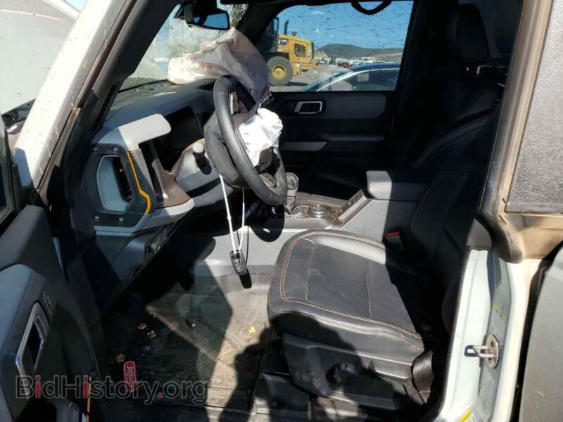2023 Ford BRONCO (VIN 1FMEE5DP9PLB29497) — photo 7 of 10