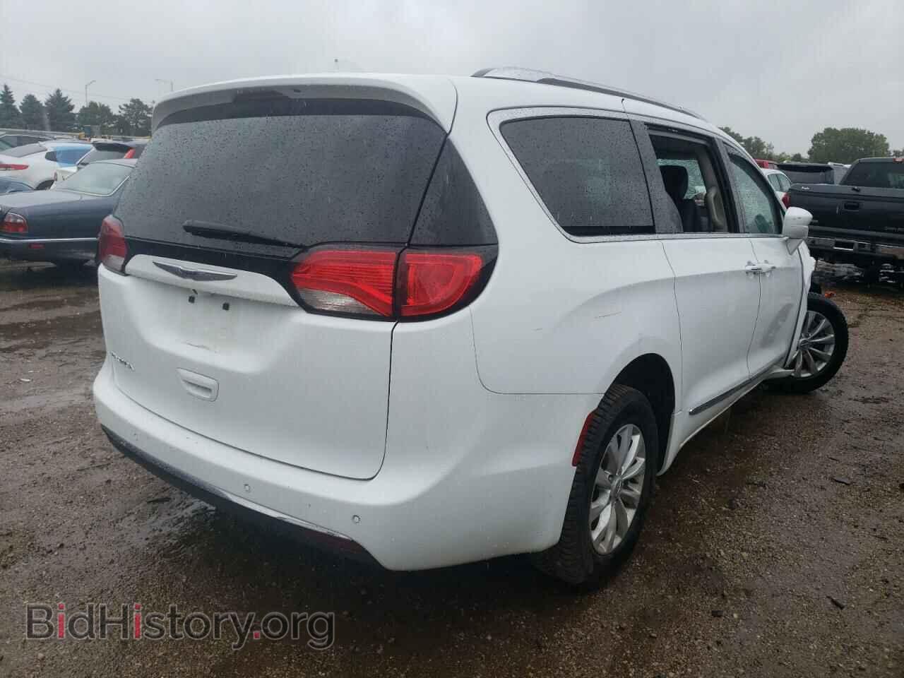 2019 CHRYSLER PACIFICA - VIN: 2C4RC1BG3KR596888 - Photo 3