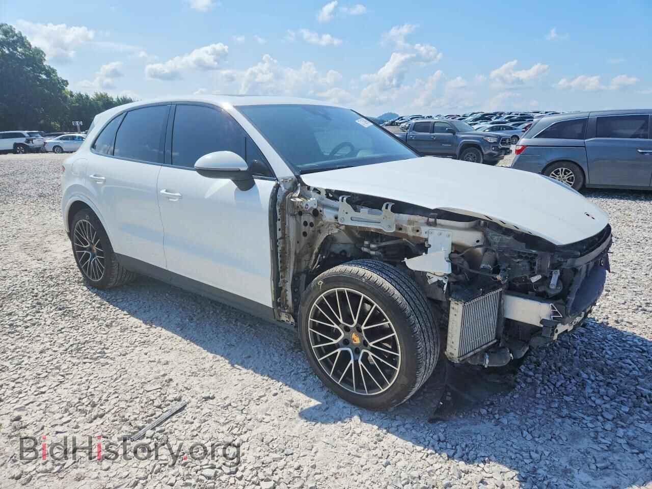 2019 PORSCHE CAYENNE - VIN: WP1AA2AY2KDA19435 - Photo 4