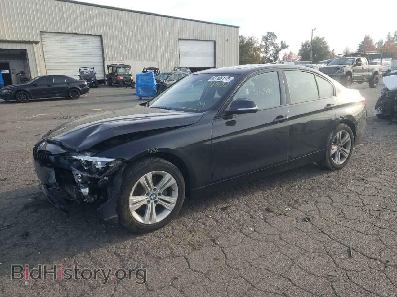 2016 BMW 3 SERIES - VIN: WBA8E9G57GNU28975 - Фото 2