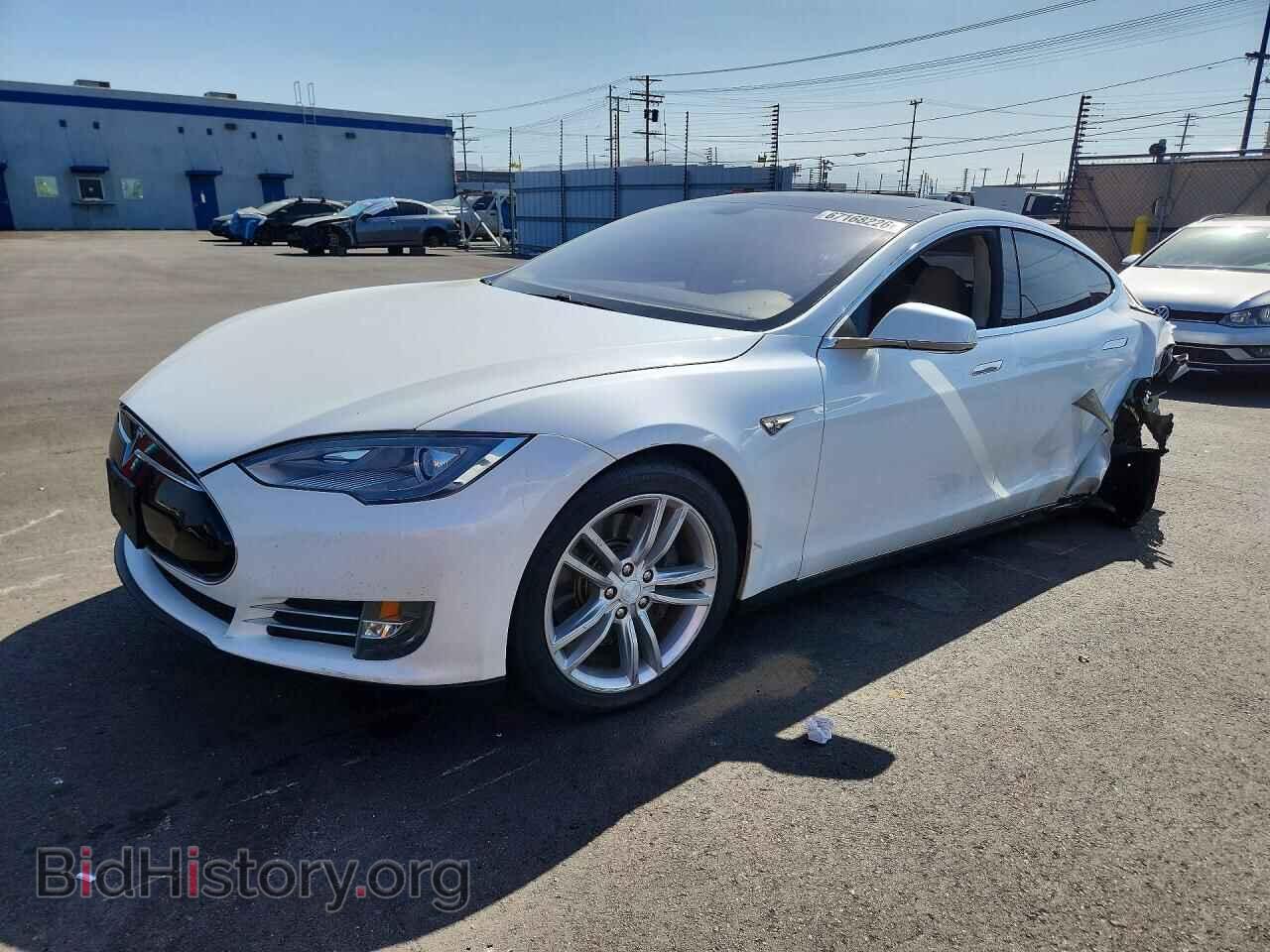 Фотография 5YJSA1DP2DFP16408 - TESLA MODEL S 2013