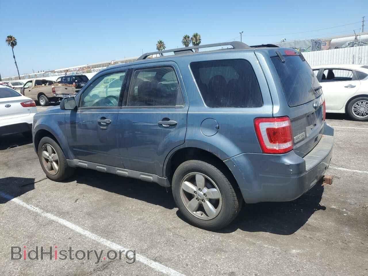 2010 FORD ESCAPE - VIN: 1FMCU9D73AKC25270 - Фото 2
