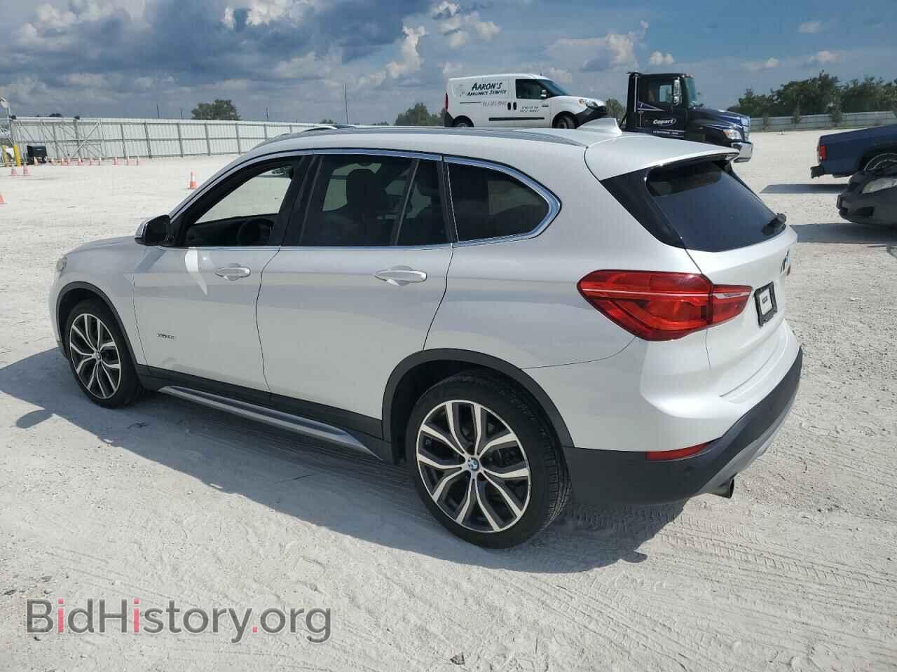 2016 BMW X1 - VIN: WBXHT3C39G5E49665 - Фото 2