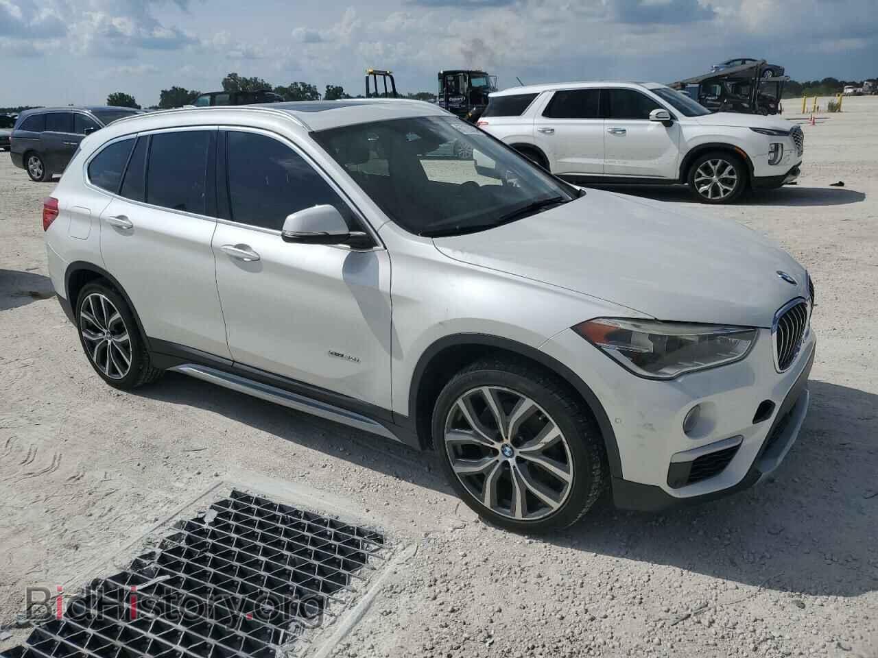 2016 BMW X1 - VIN: WBXHT3C39G5E49665 - Фото 4