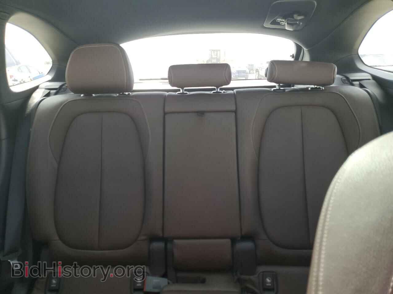 2016 BMW X1 - VIN: WBXHT3C39G5E49665 - Фото 10