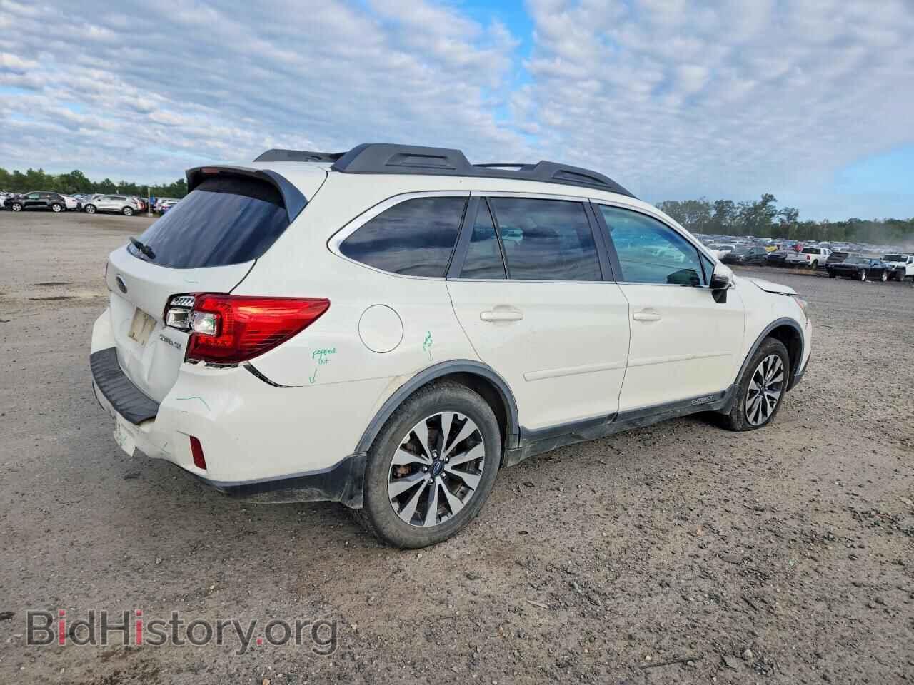 2015 SUBARU OUTBACK - VIN: 4S4BSBLC3F3240764 - Photo 3