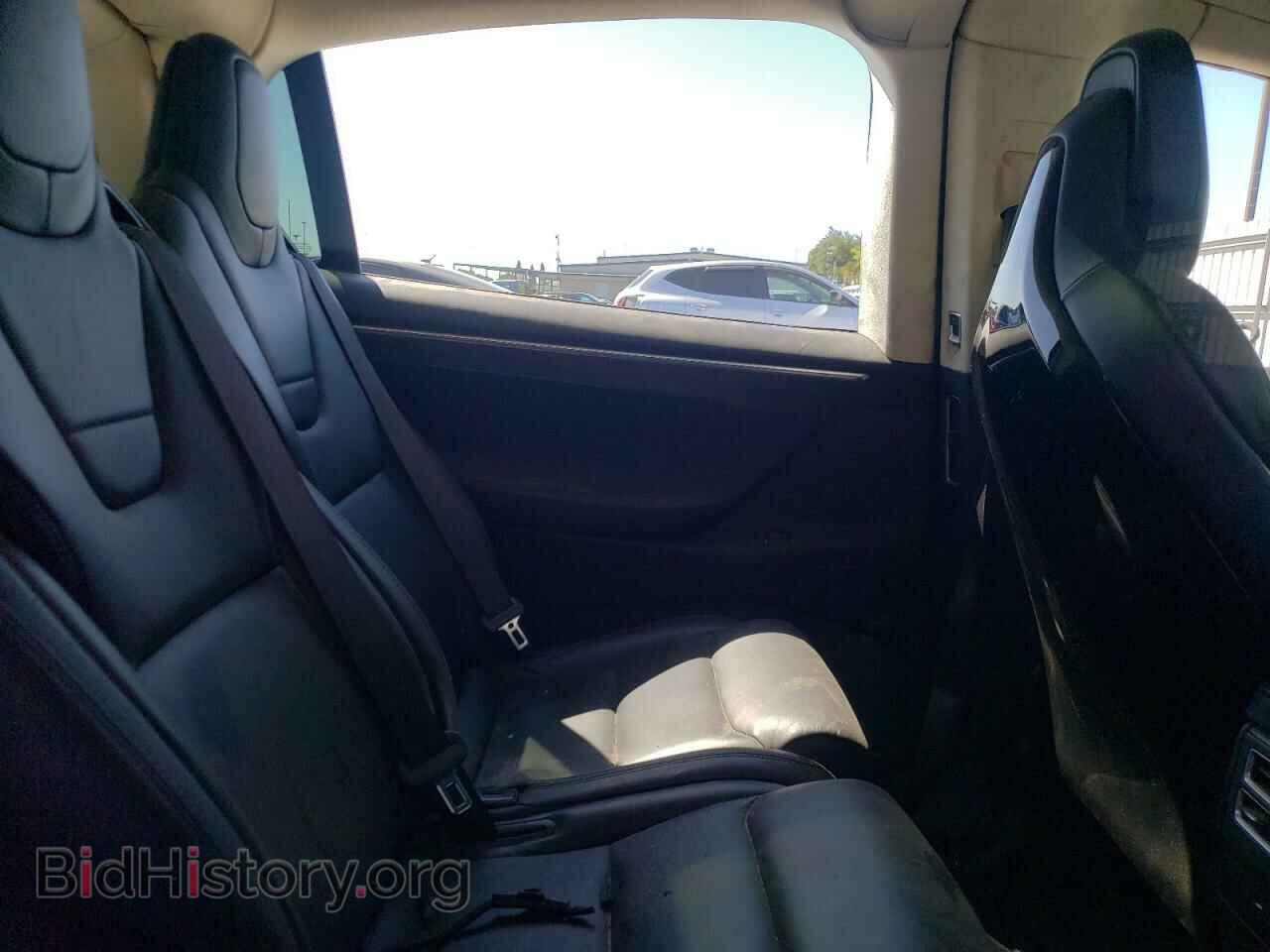 2017 TESLA MODEL X - VIN: 5YJXCAE28HF040572 - Photo 10