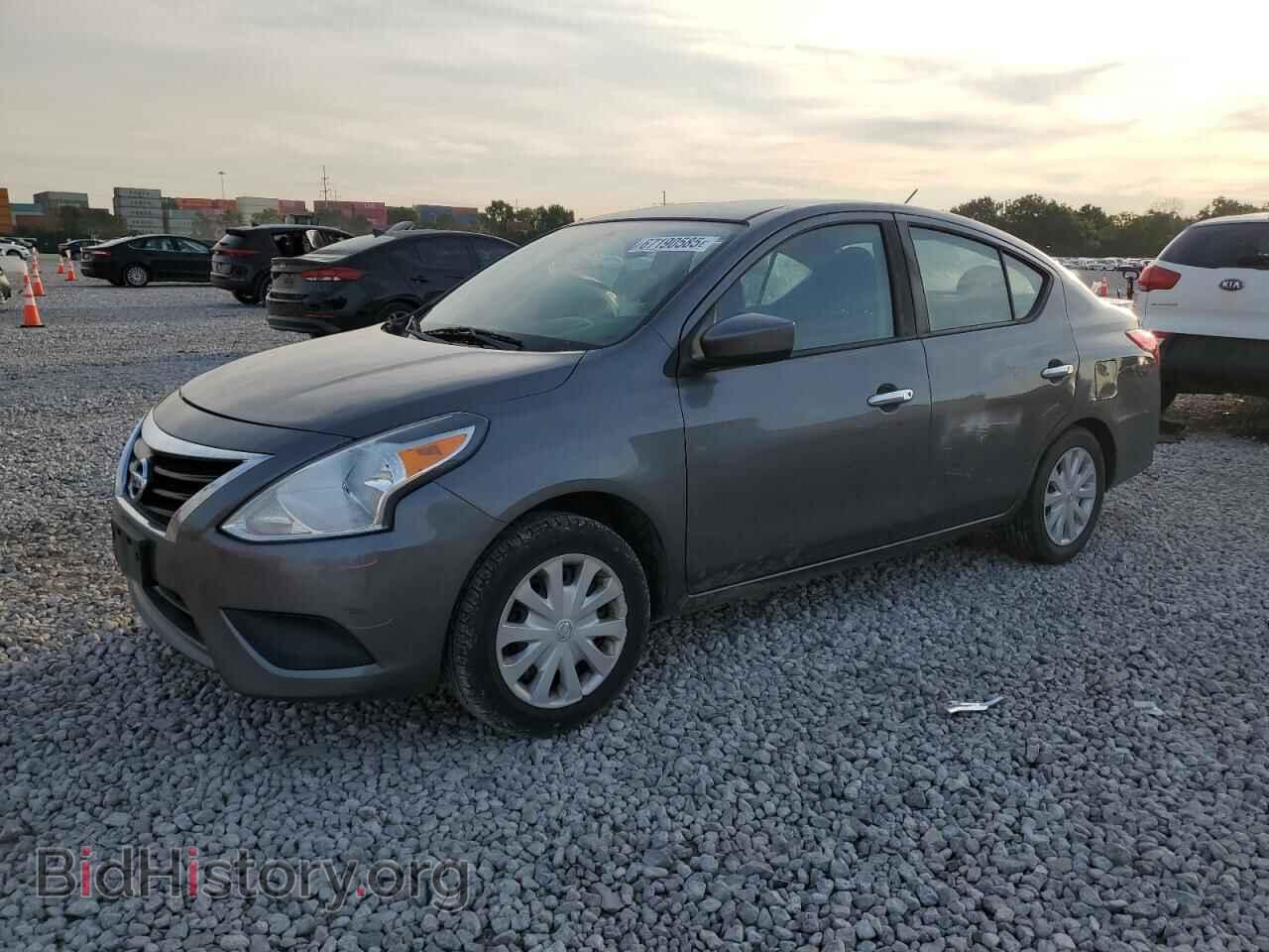 Photo 3N1CN7AP4HL828329 - NISSAN VERSA 2017