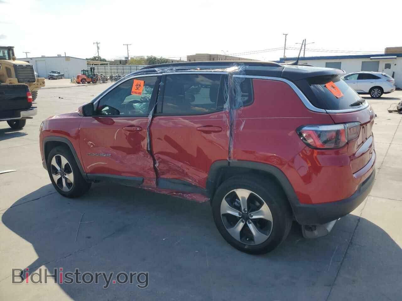 2018 JEEP COMPASS - VIN: 3C4NJCBB7JT266509 - Photo 2