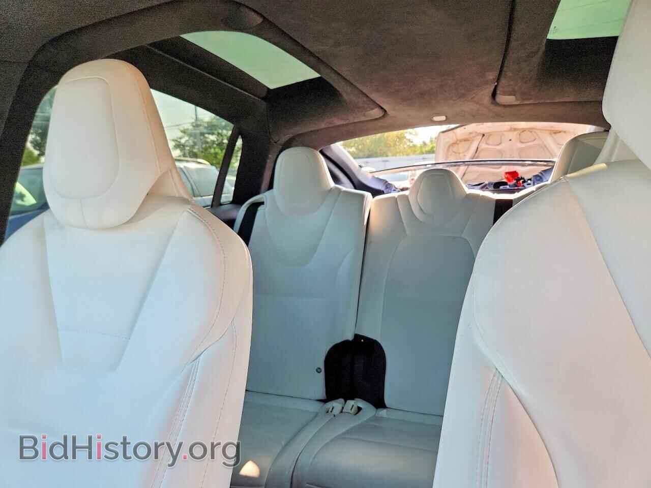 2017 TESLA MODEL X - VIN: 5YJXCAE24HF050290 - Photo 10