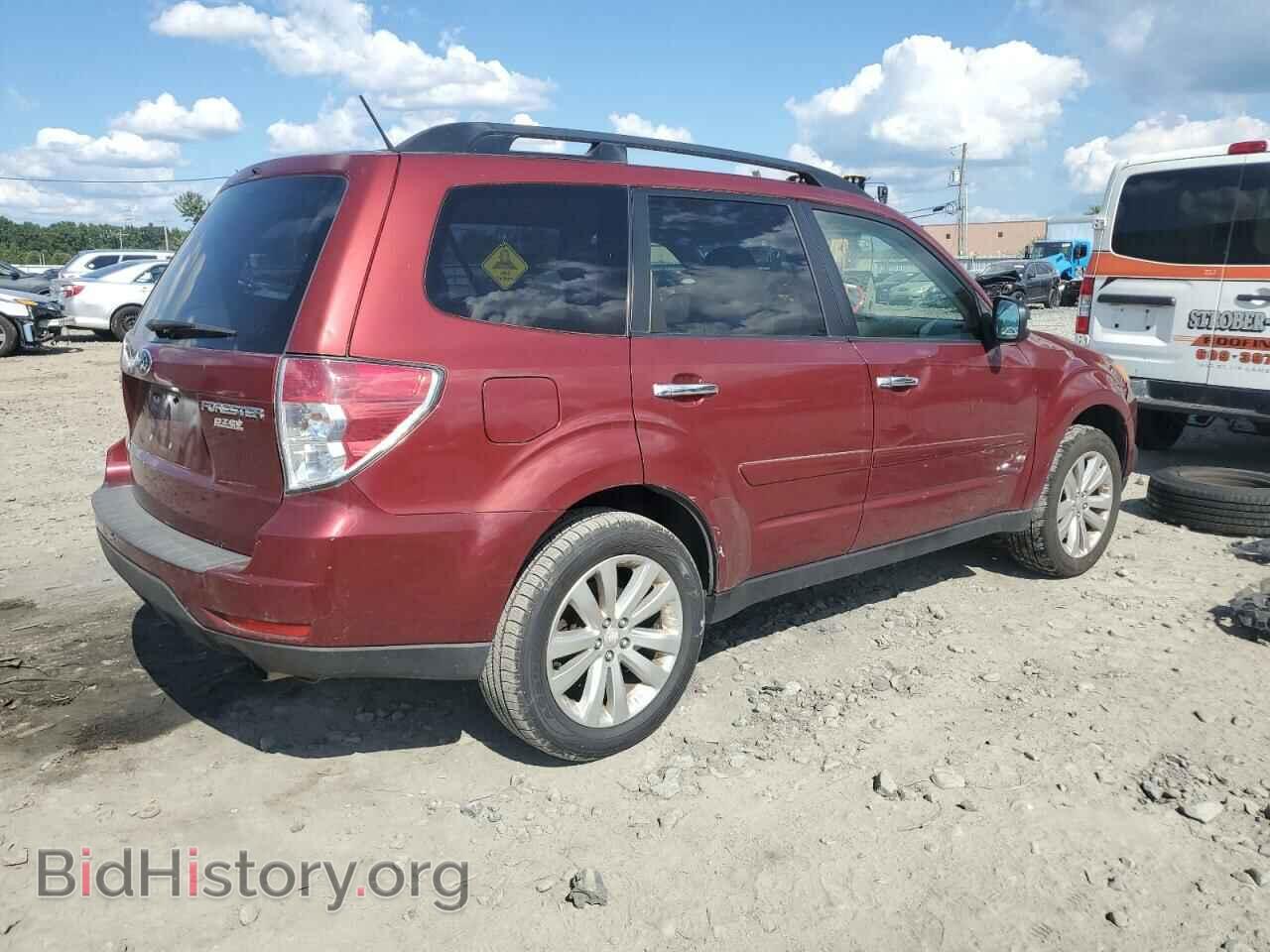 2011 SUBARU FORESTER - VIN: JF2SHAEC4BH738044 - Фото 3