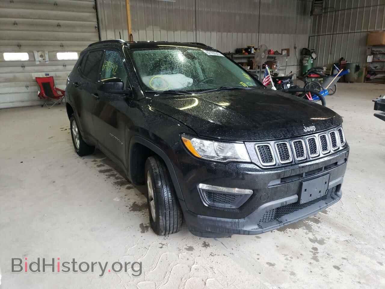 Фотография 3C4NJDAB1JT211853 - JEEP COMPASS 2018