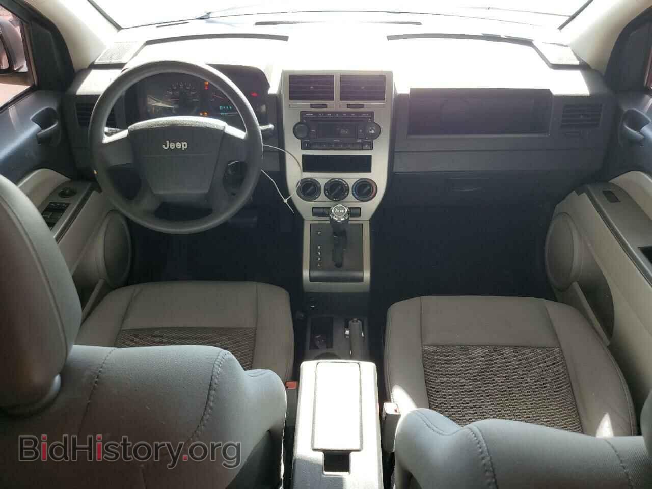 2007 JEEP COMPASS - VIN: 1J8FF47W27D278663 - Photo 8