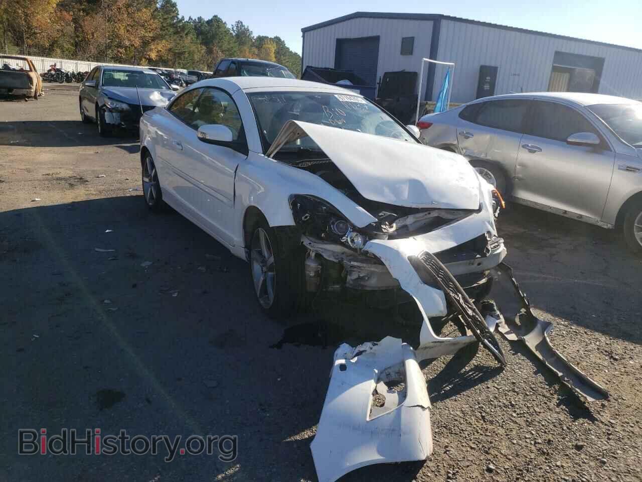 Photo YV1672MC0BJ114237 - VOLVO C70 2011