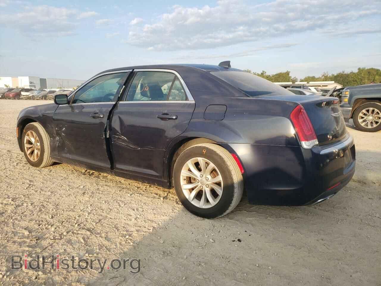 2016 CHRYSLER 300 - VIN: 2C3CCAAG5GH223649 - Фото 2