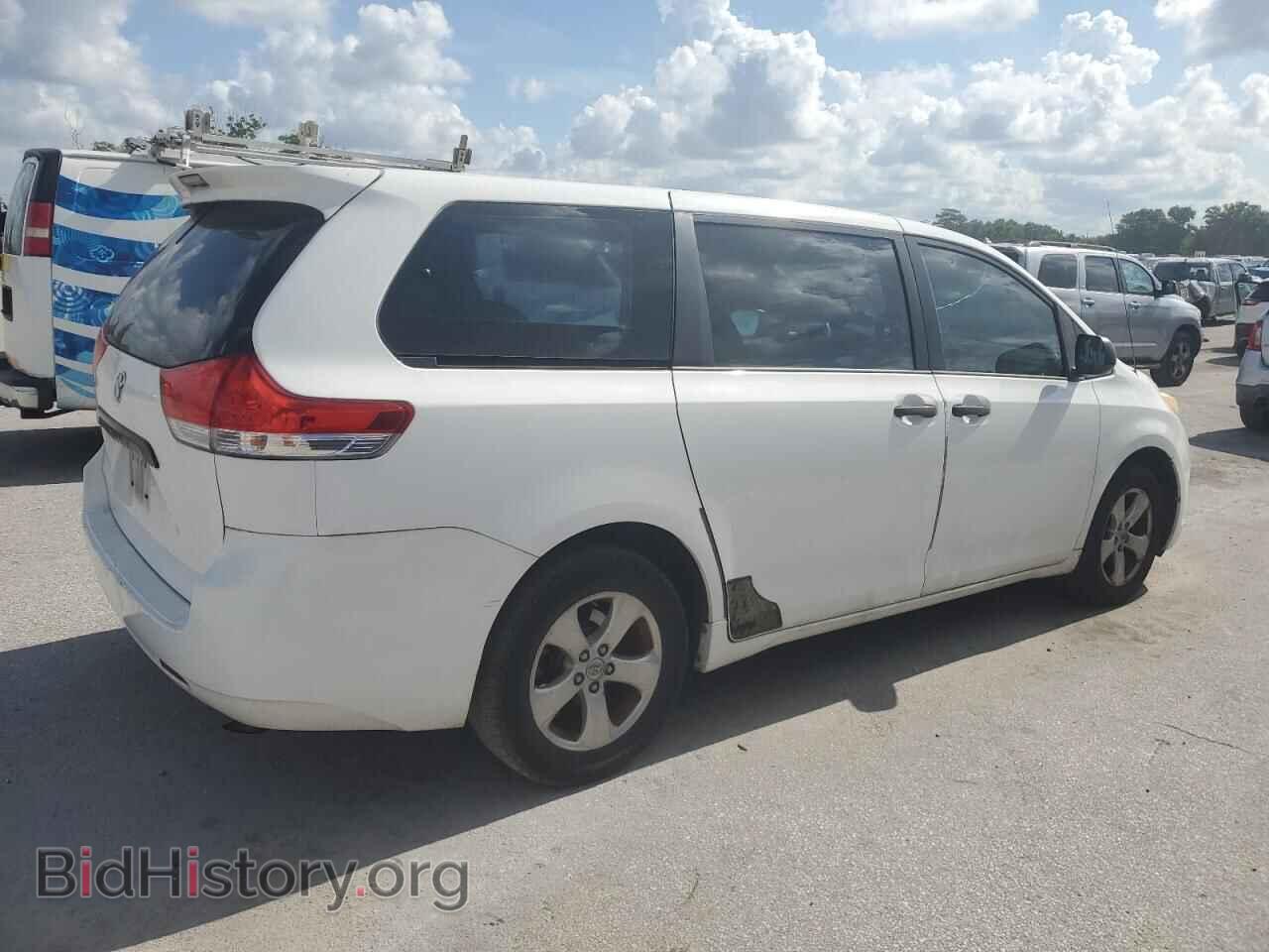 2012 TOYOTA All Models - VIN: 5TDKA3DC7CS011302 - Photo 3