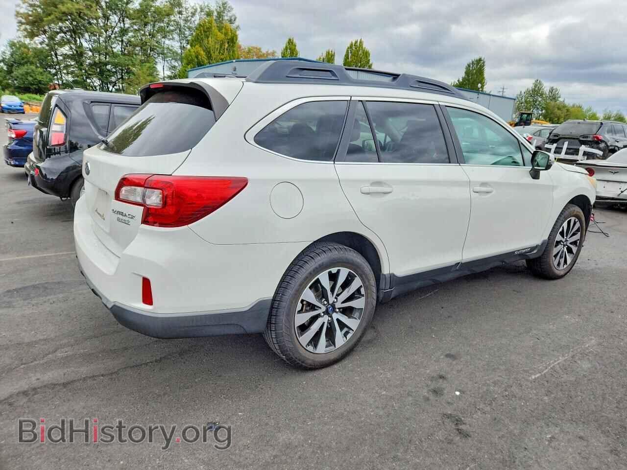 2015 SUBARU OUTBACK - VIN: 4S4BSAJC8F3346186 - Photo 3