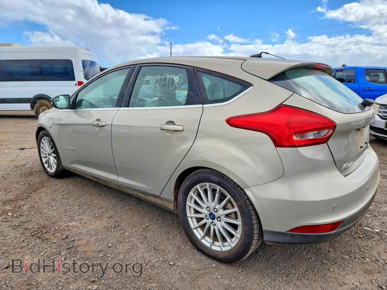 2016 FORD FOCUS - VIN: 1FADP3R44GL372900 - Photo 2