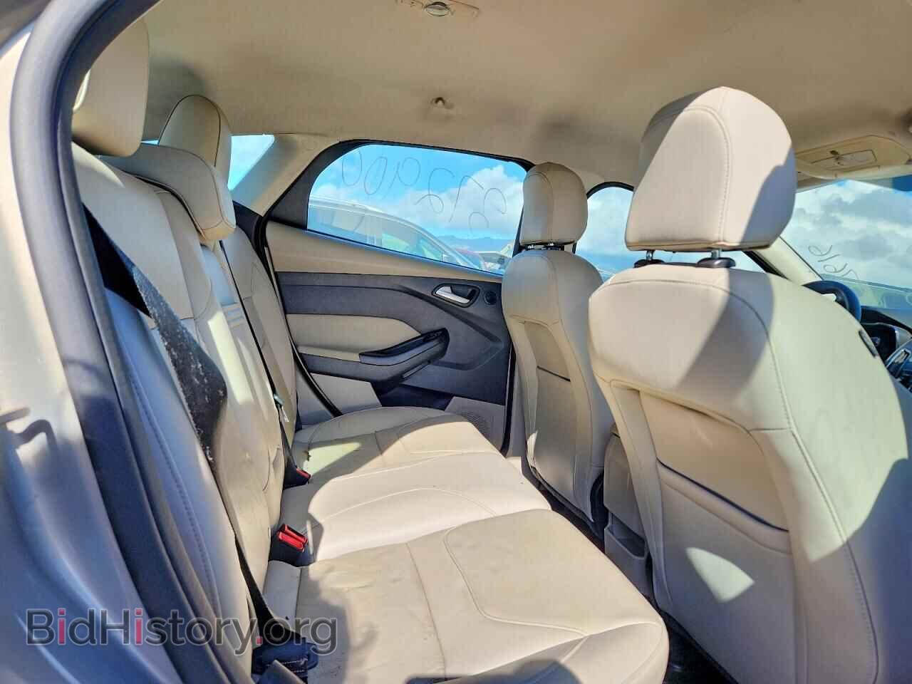 2016 FORD FOCUS - VIN: 1FADP3R44GL372900 - Photo 10