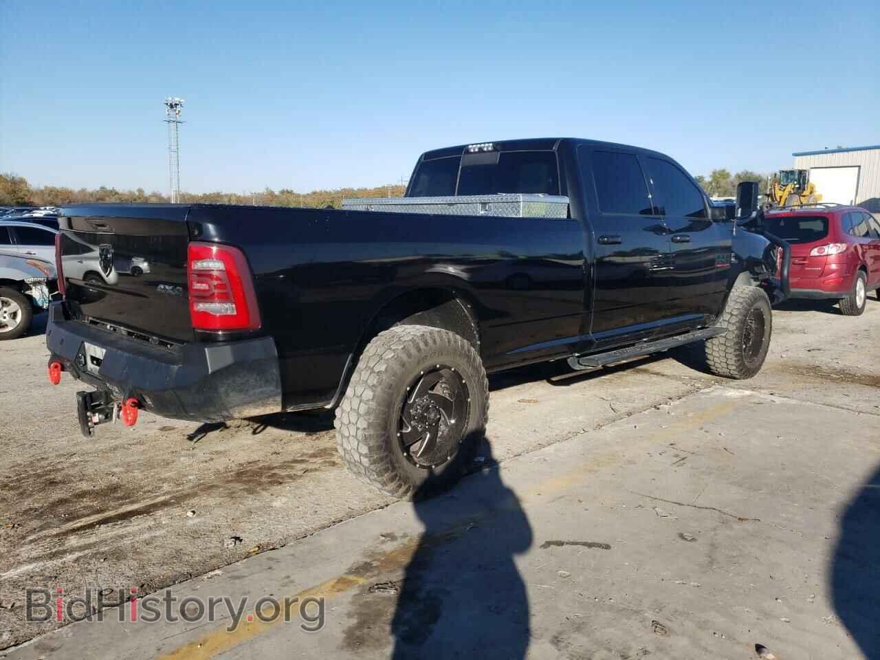 2017 RAM 3500 - VIN: 3C63R3HL1HG577072 - Photo 3