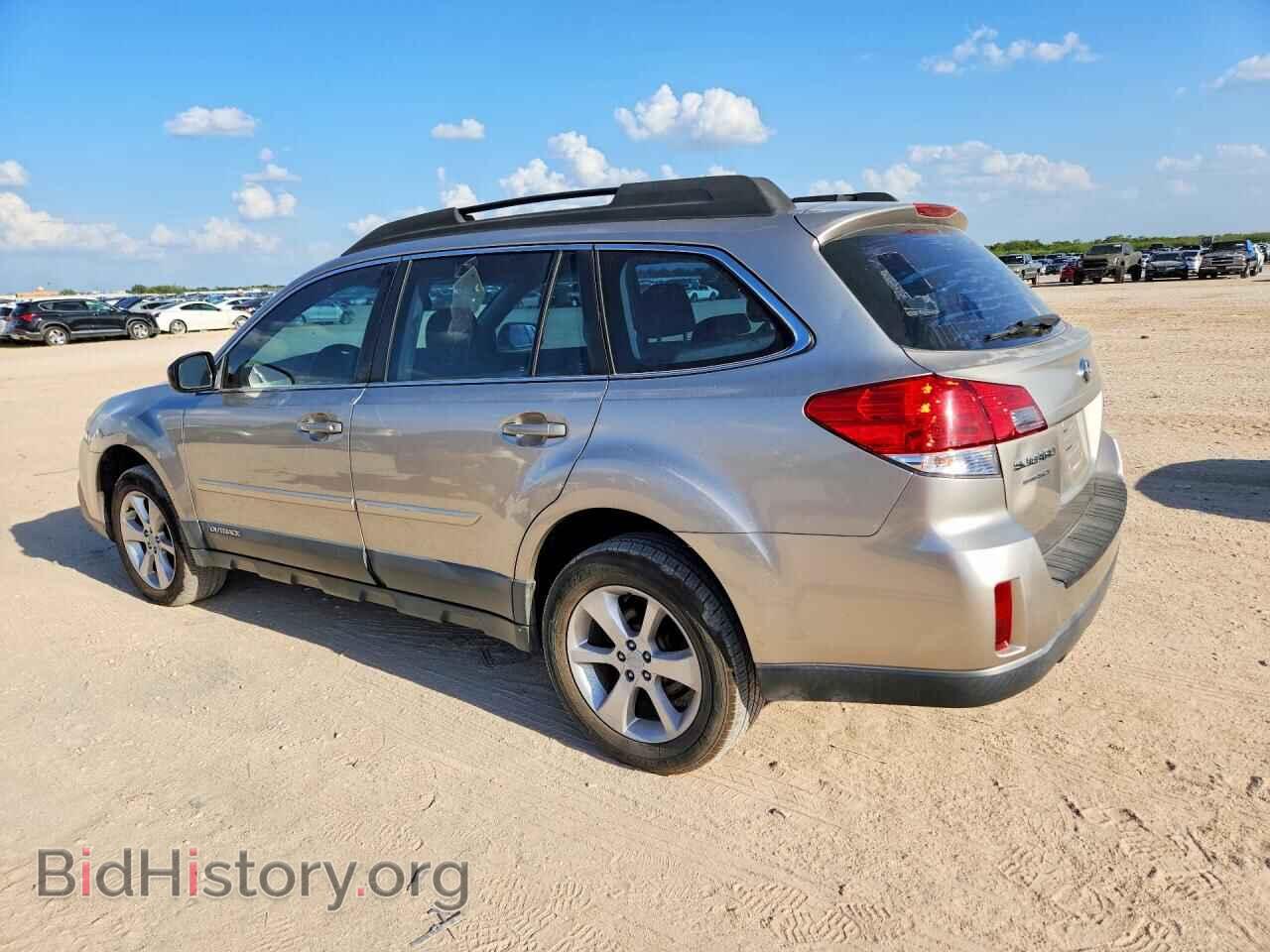 2014 SUBARU OUTBACK - VIN: 4S4BRCAC8E3215295 - Photo 2