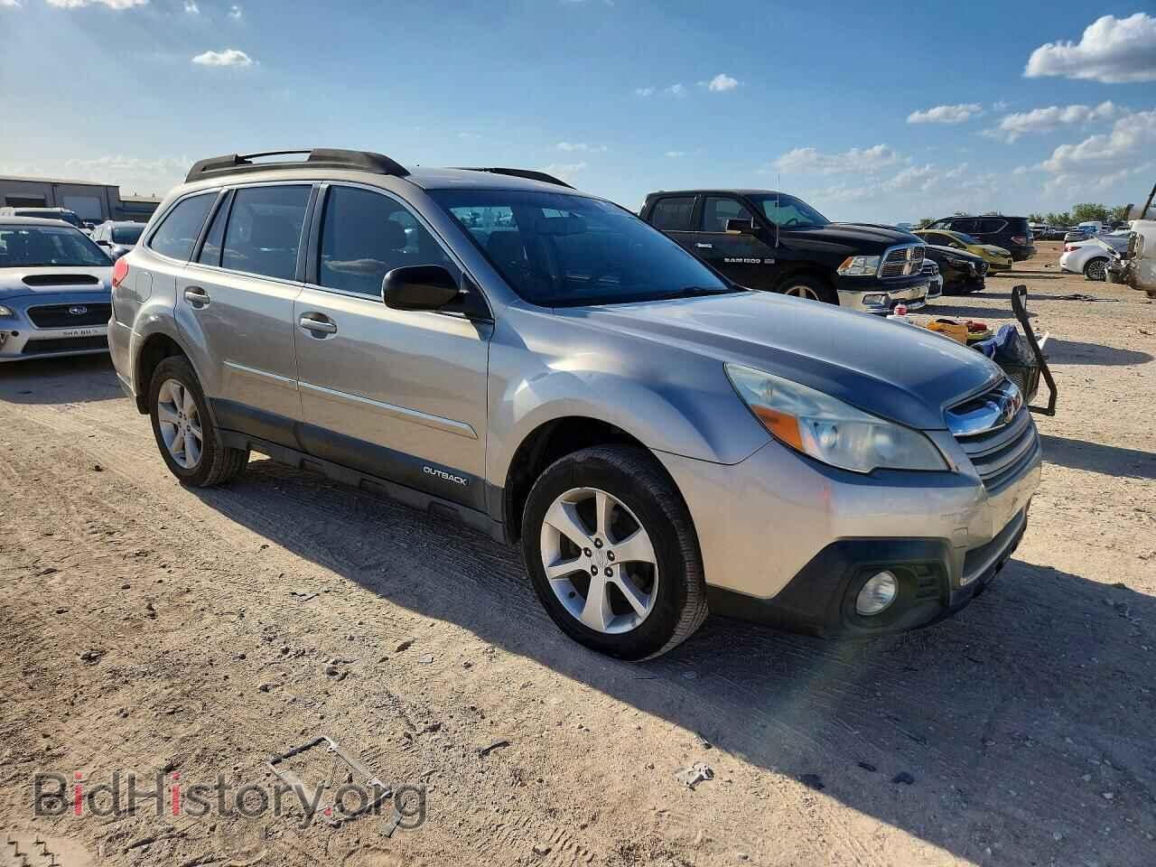 2014 SUBARU OUTBACK - VIN: 4S4BRCAC8E3215295 - Photo 4