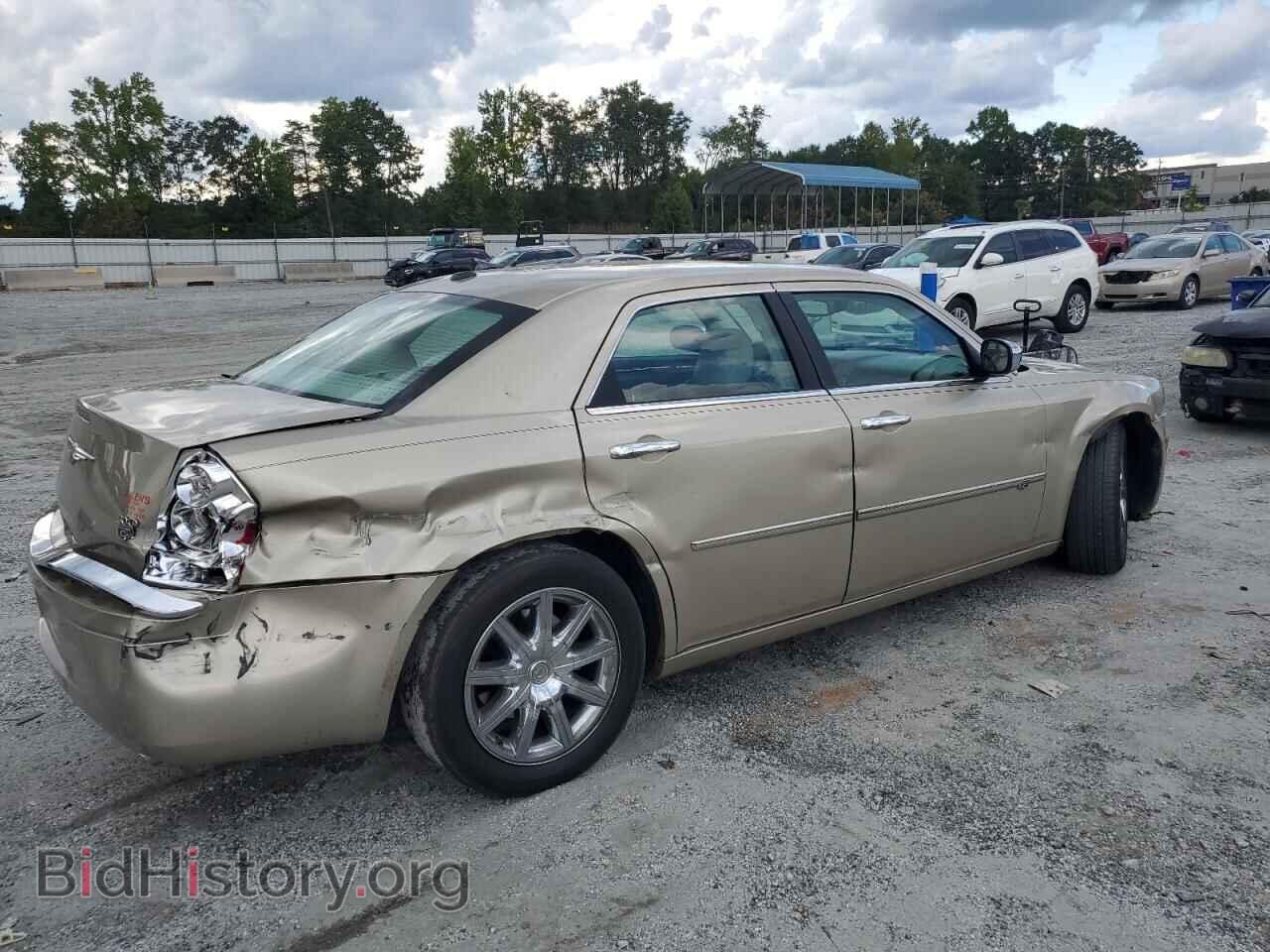 2009 CHRYSLER 300 - VIN: 2C3LA63T89H565600 - Фото 3