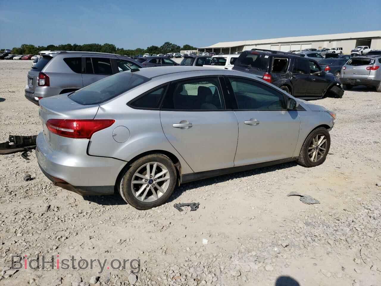 2018 FORD FOCUS - VIN: 1FADP3F22JL273499 - Фото 3