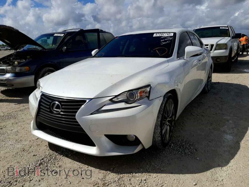 2014 Lexus IS (VIN JTHBF1D25E5010993) — фото 2 из 13