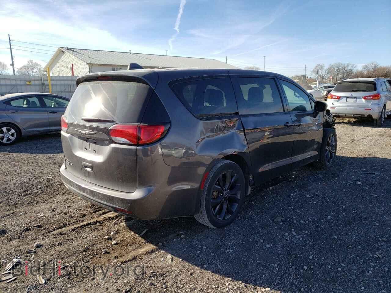 2019 CHRYSLER PACIFICA - VIN: 2C4RC1FGXKR573862 - Photo 4