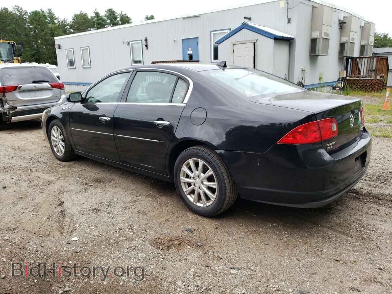 2011 BUICK LUCERNE - VIN: 1G4HC5EM0BU102389 - Фото 2
