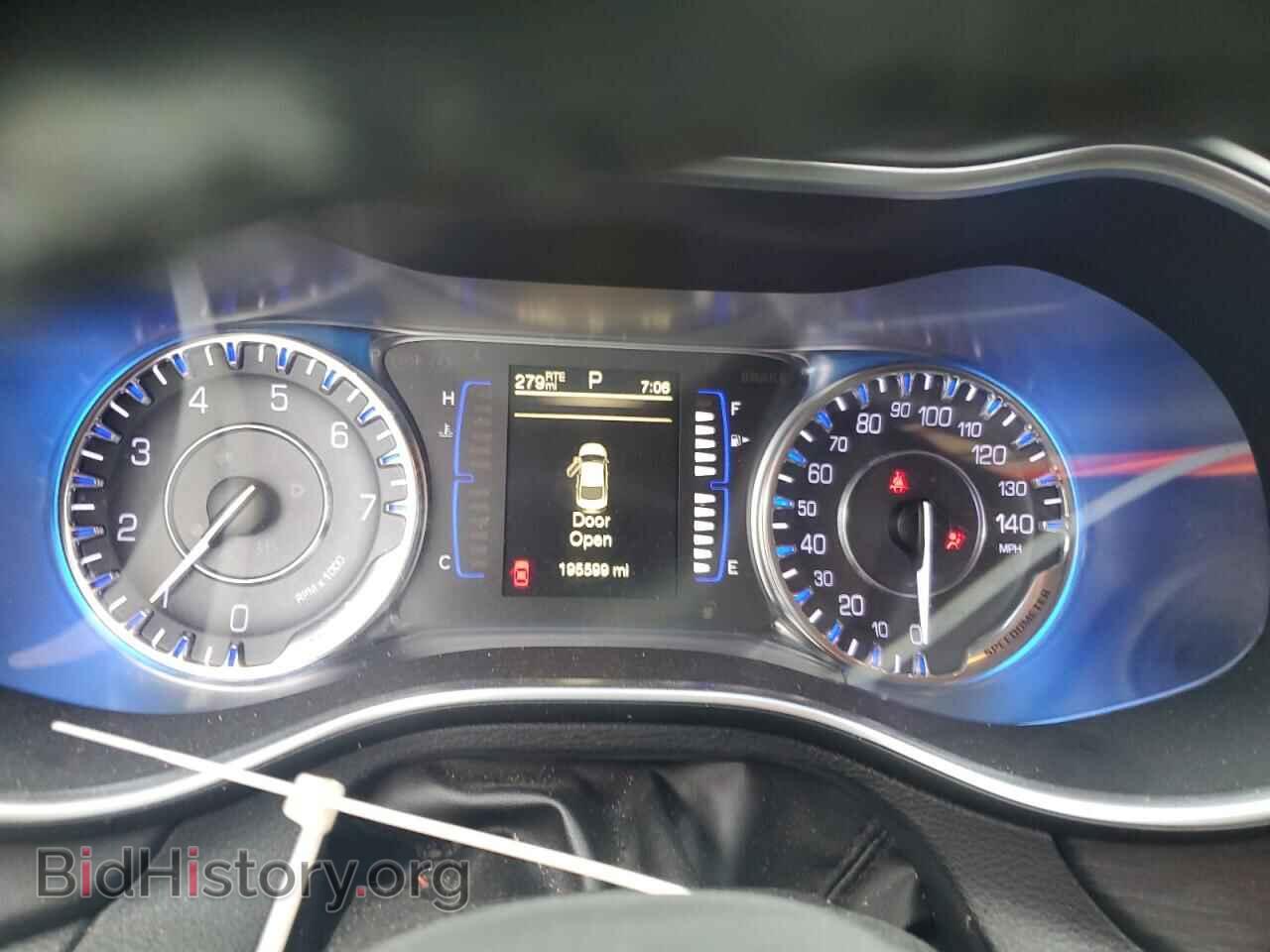 2017 CHRYSLER 200 - VIN: 1C3CCCAB7HN505512 - Фото 9