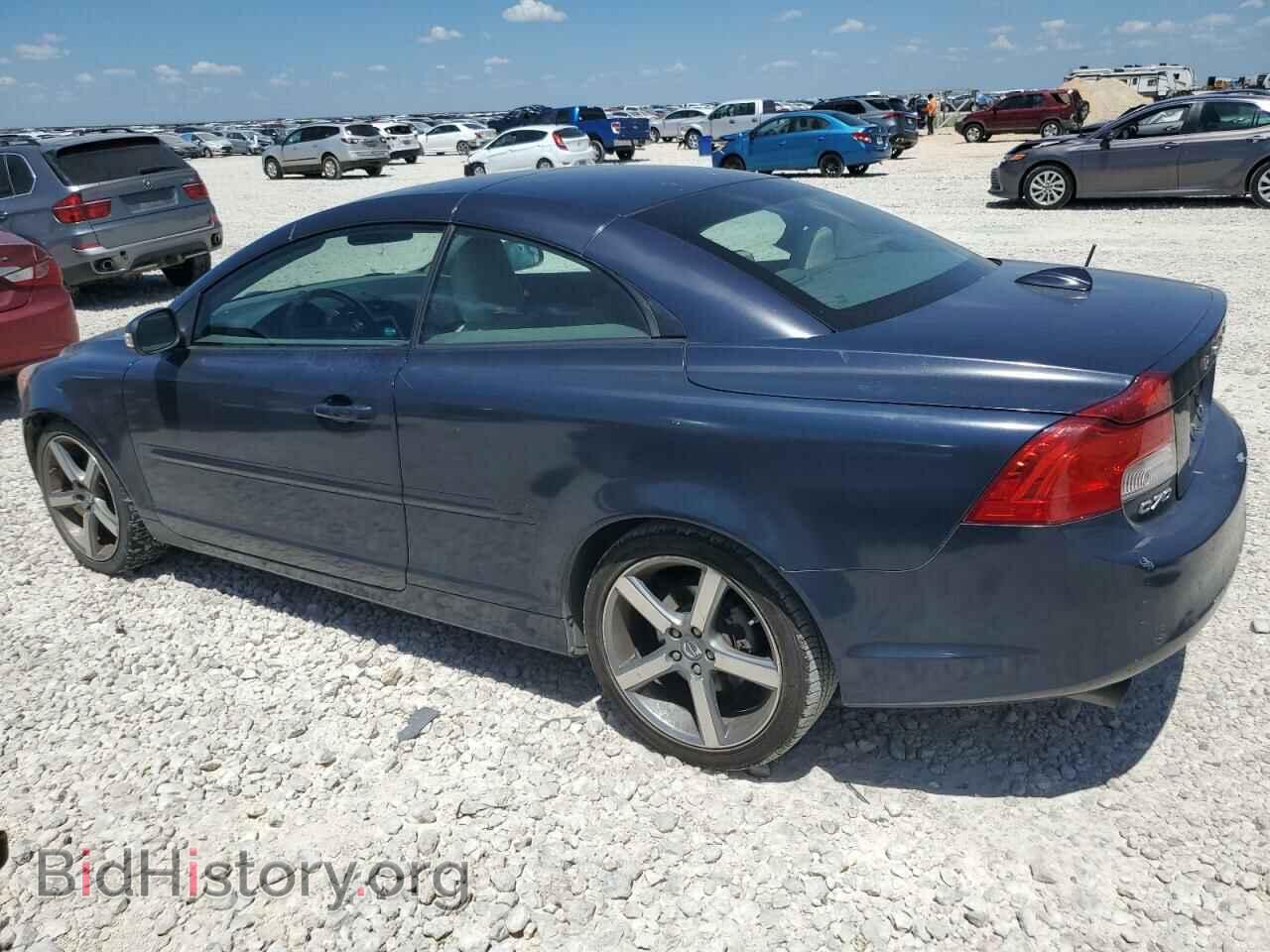 2012 VOLVO C70 - VIN: YV1672MCXCJ126445 - Фото 2