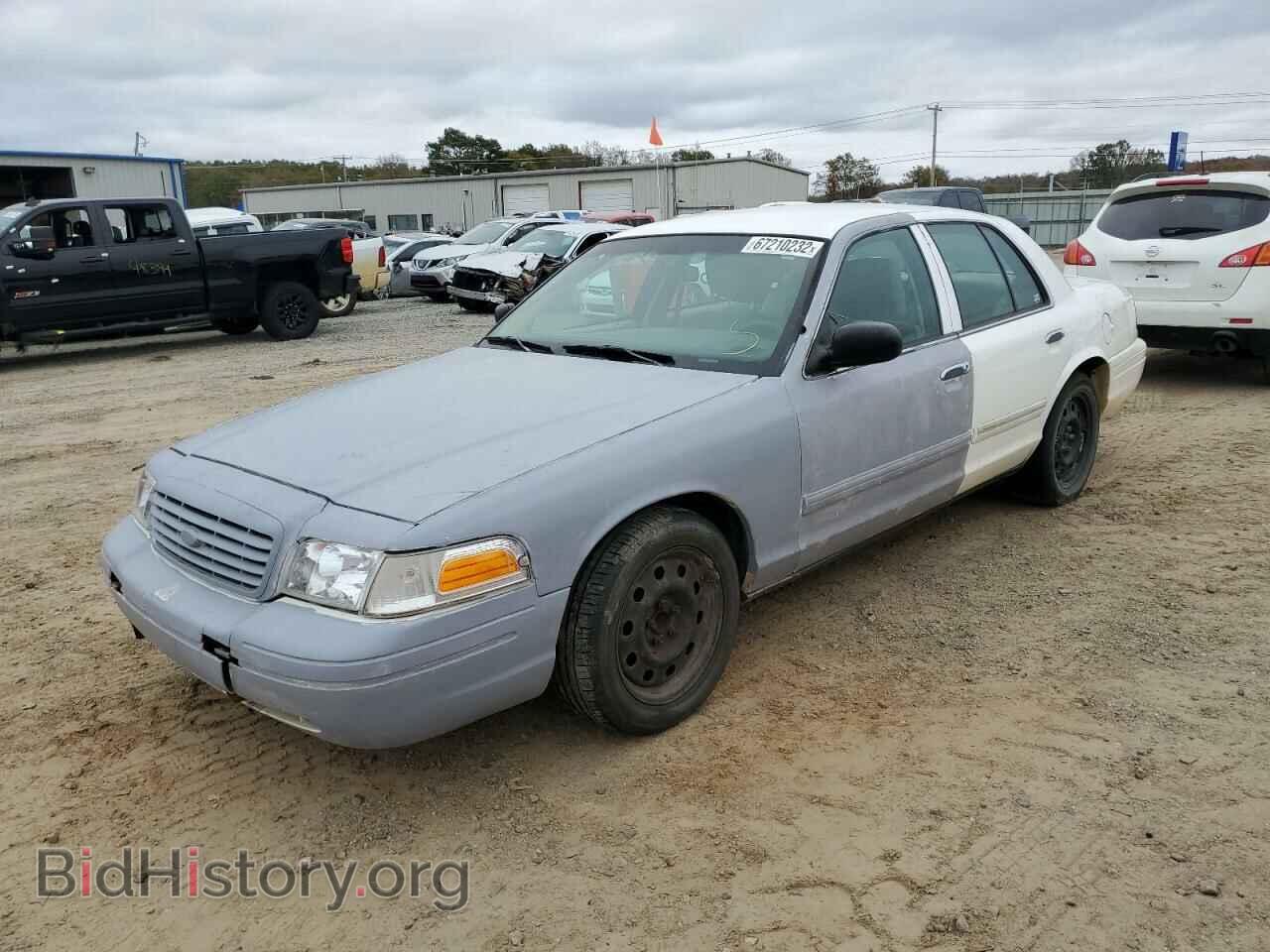 2011 FORD CROWN VIC - VIN: 2FABP7BV7BX161316 - Фото 2