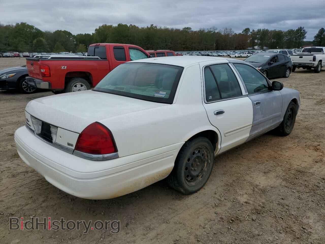 2011 FORD CROWN VIC - VIN: 2FABP7BV7BX161316 - Фото 4