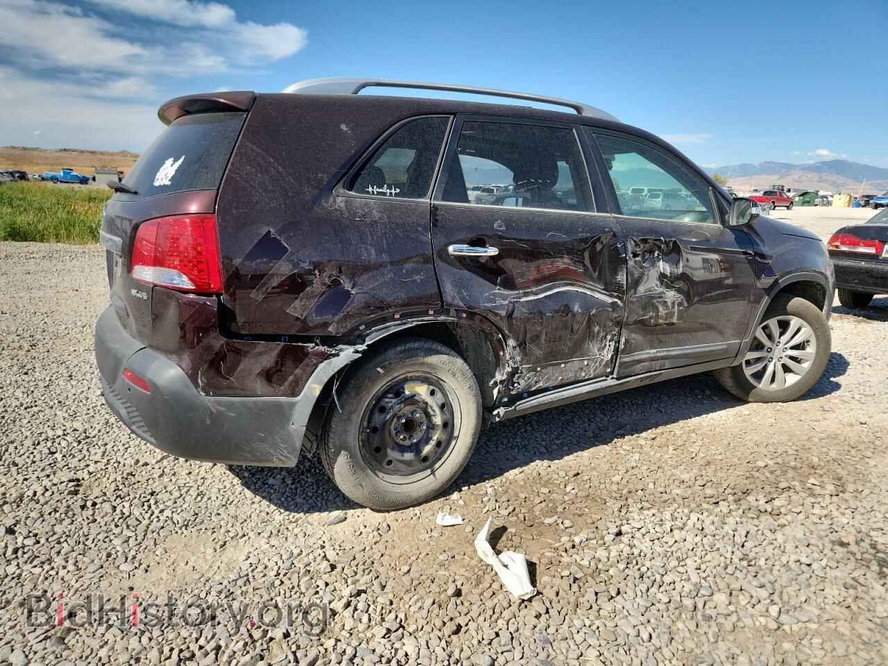 2011 KIA SORENTO - VIN: 5XYKU4A23BG001046 - Фото 3