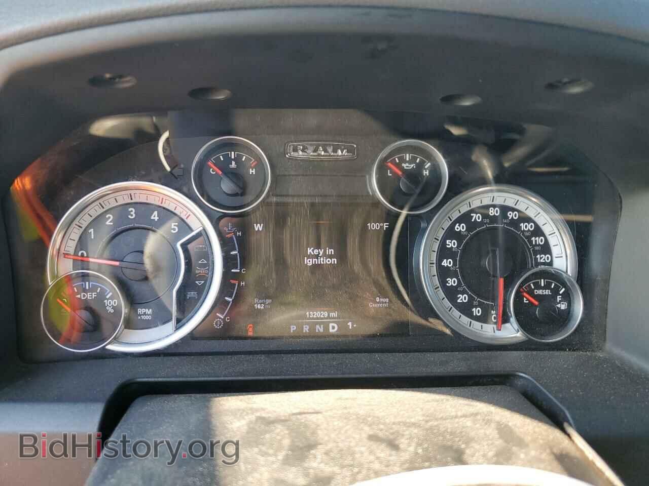 2015 RAM All Models - VIN: 3C6UR5DL3FG505213 - Photo 9