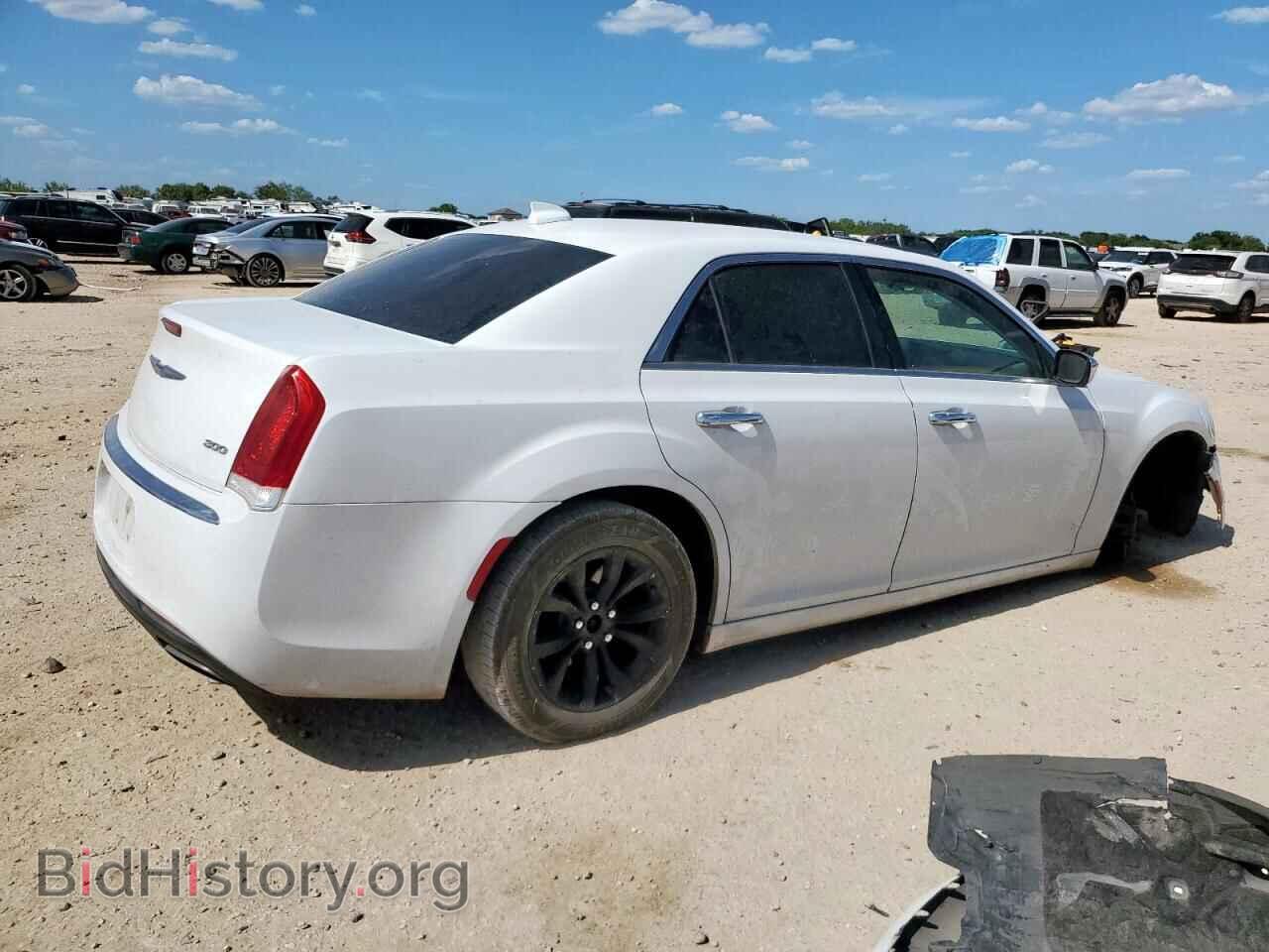 2018 CHRYSLER 300 - VIN: 2C3CCAEG5JH122998 - Фото 3