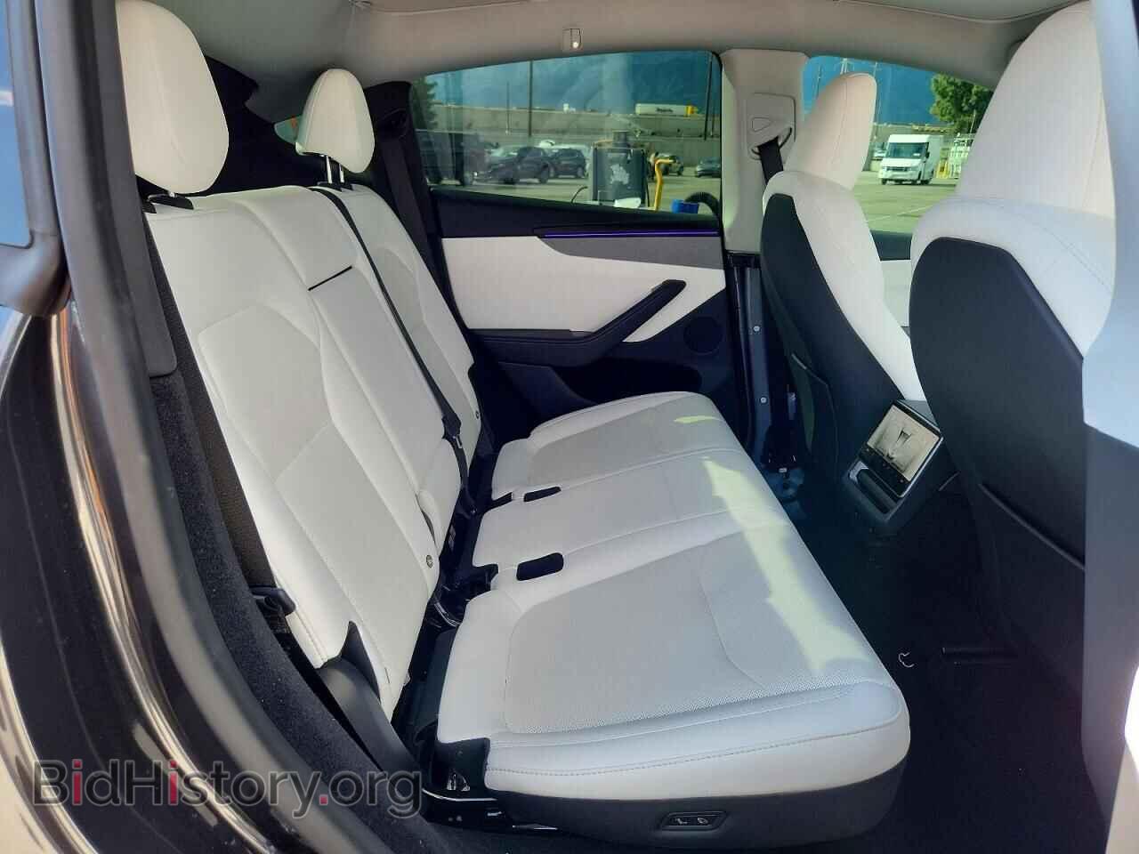 2026 TESLA MODEL Y - VIN: 7SAYGDEDXTF452869 - Фото 11