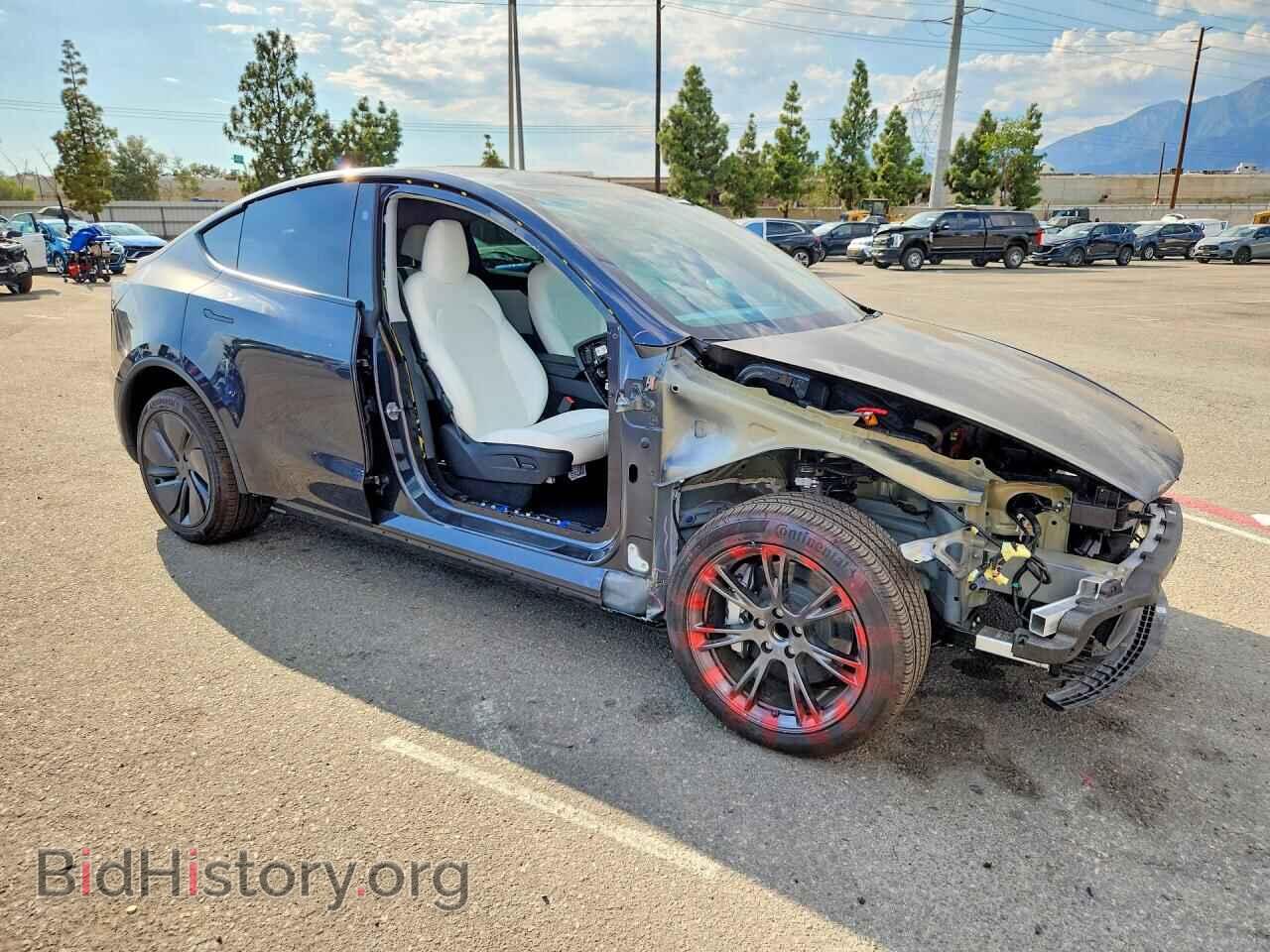 2026 TESLA MODEL Y - VIN: 7SAYGDEDXTF452869 - Фото 4