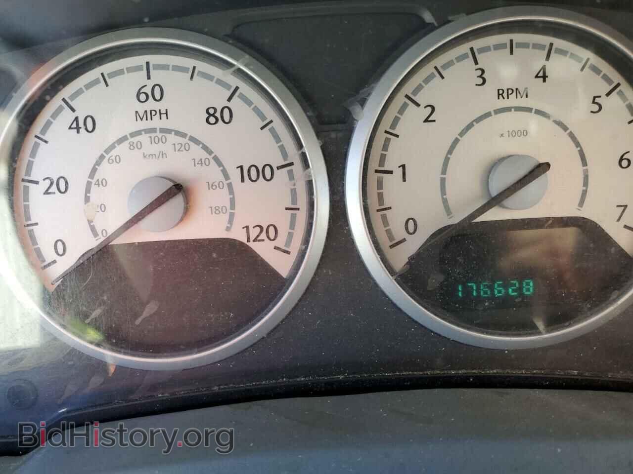 2008 CHRYSLER MINIVAN - VIN: 2A8HR44H48R748146 - Фото 8