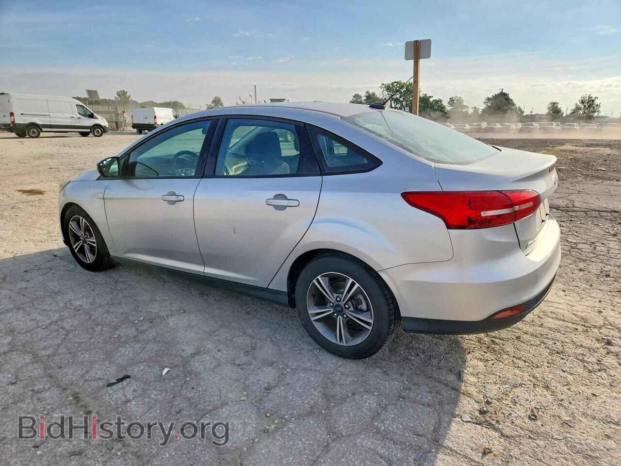 2017 FORD FOCUS - VIN: 1FADP3FE8HL289825 - Photo 2
