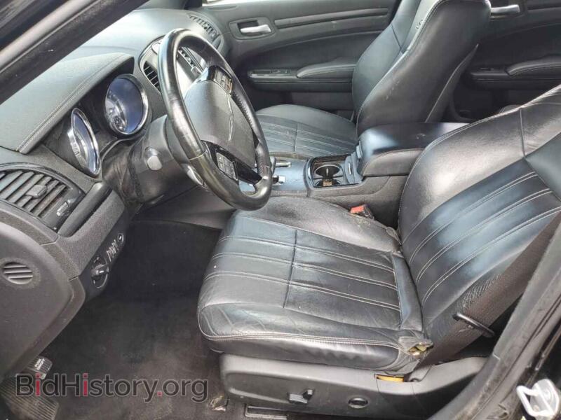 2014 Chrysler 300 (VIN 2C3CCABG3EH352467) — photo 7 of 14